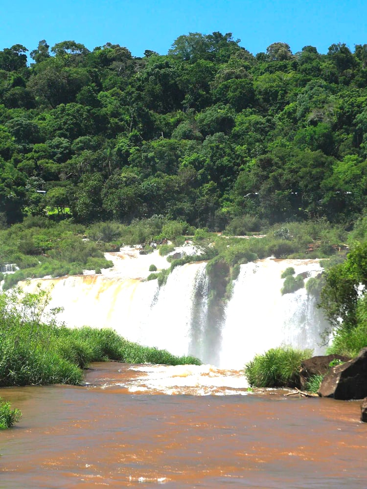 Iguazú Falls — the Garganta del Diablo (Devil's Throat) pouring 80m into the gorge between Argentina and Brazil. UNESCO 1984.